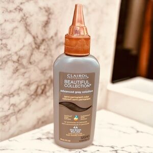 Clairol Beautiful Collection Advanced Gray Solution Semi-Permanent Hair Color